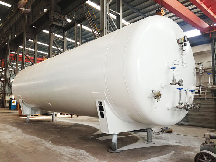 Cryogenic Liquid Vacuum Tank